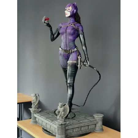 Catwoman Statue - STL Files for 3D Print
